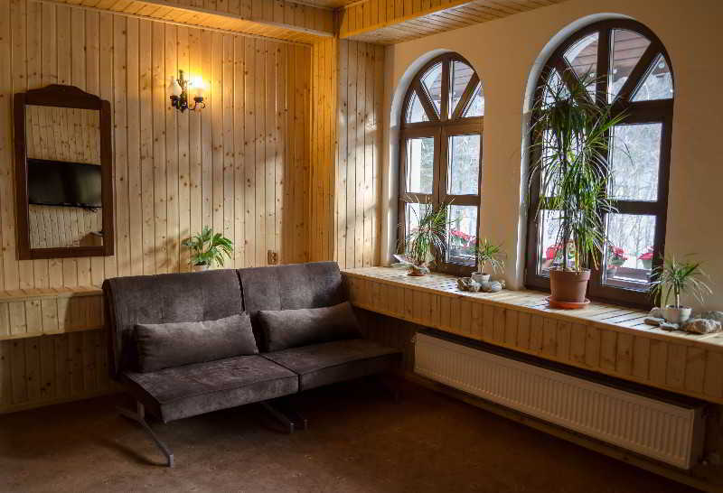 Conac Bavaria Buşteni エクステリア 写真